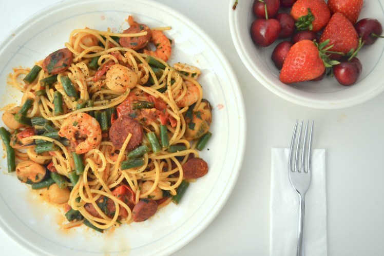 use-everyting-left-in-the-fridge spaghetti